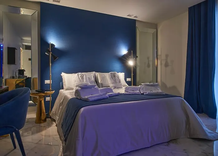 Bed and Breakfast REDAVID Dimora di Charme Bari